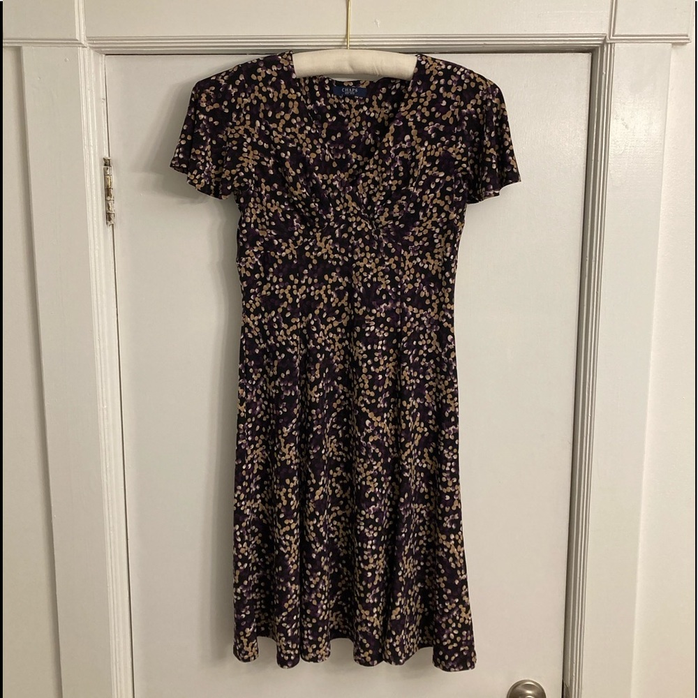 Chaps empire waist, knee-length dress in eggplant purple & beige pattern, S